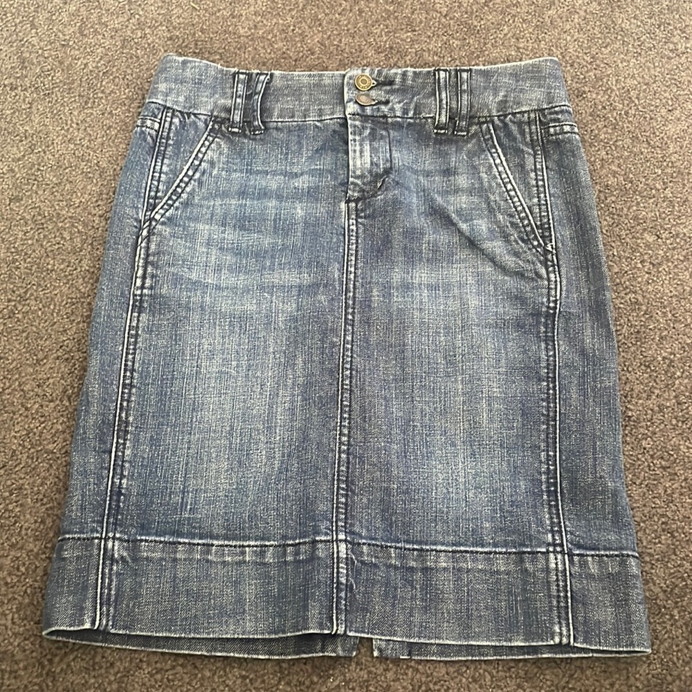GAP limited edition Jean skirt size 1